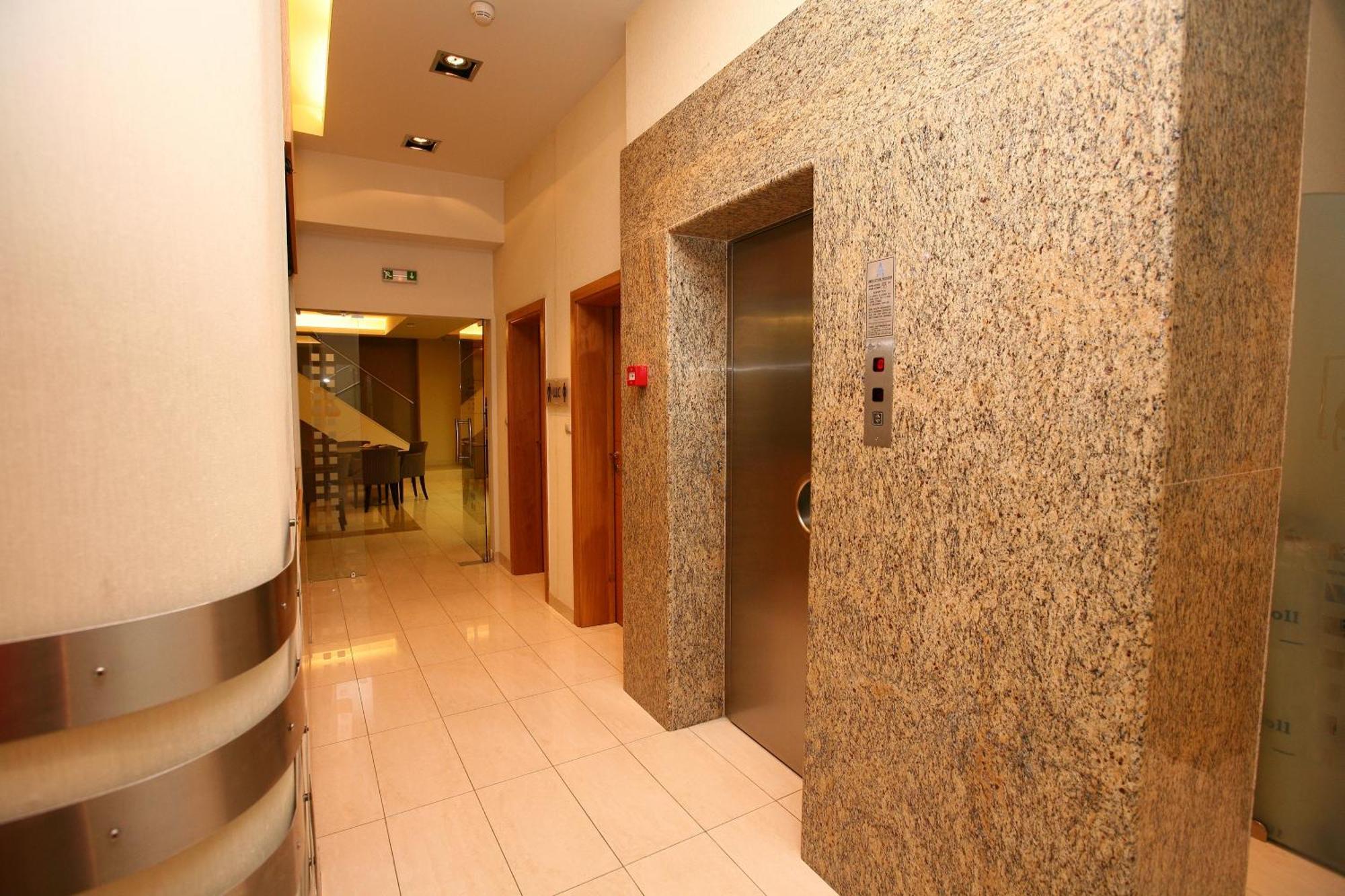 Hotel Flisvos Kalamata Exteriér fotografie