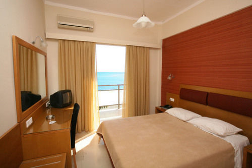 Hotel Flisvos Kalamata Exteriér fotografie